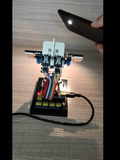 태양광 추적기 DIY 키트 - 재생 에너지 프로젝트용  - Renewable Energy Is 리뷰 및 가격